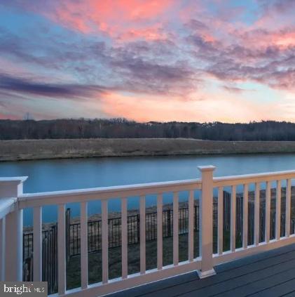 LAKESIDE - Residential