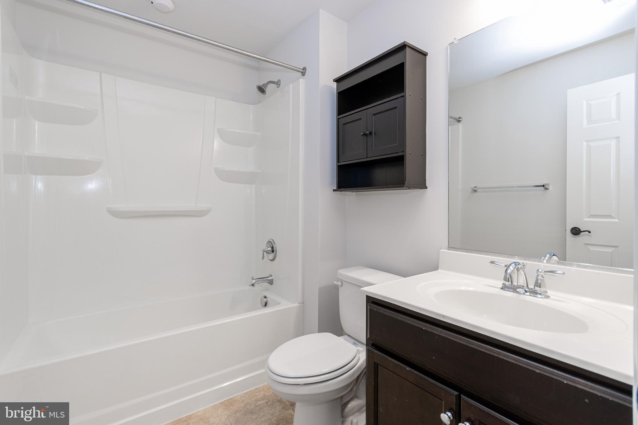 LAKESIDE - Residential