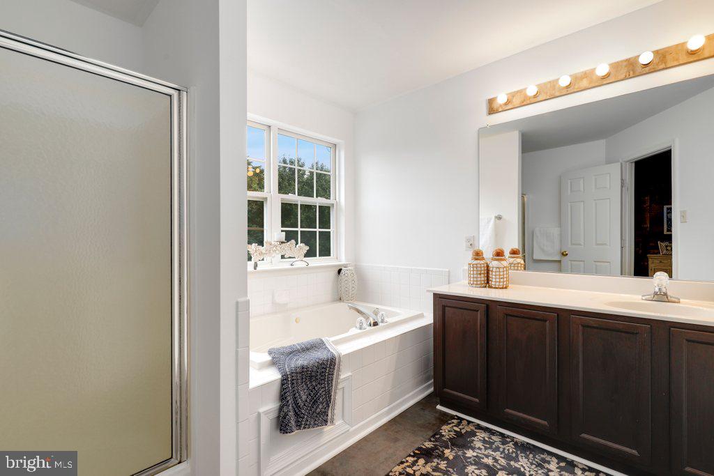 WESTVIEW CORPORATE CENTER - Residential