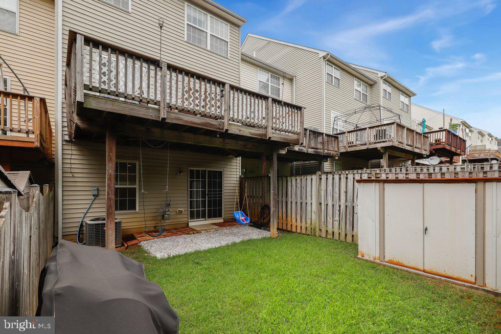 WESTVIEW CORPORATE CENTER - Residential