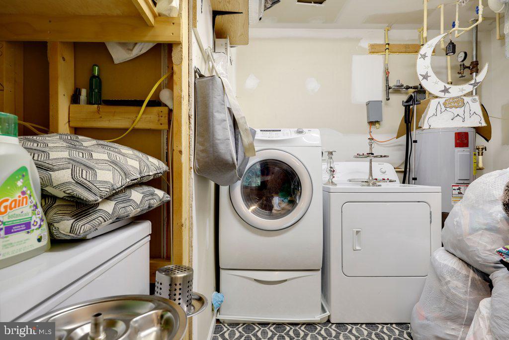 WESTVIEW CORPORATE CENTER - Residential