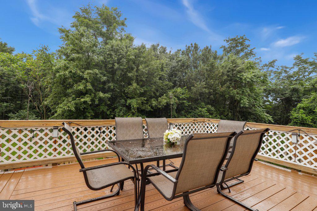 WESTVIEW CORPORATE CENTER - Residential