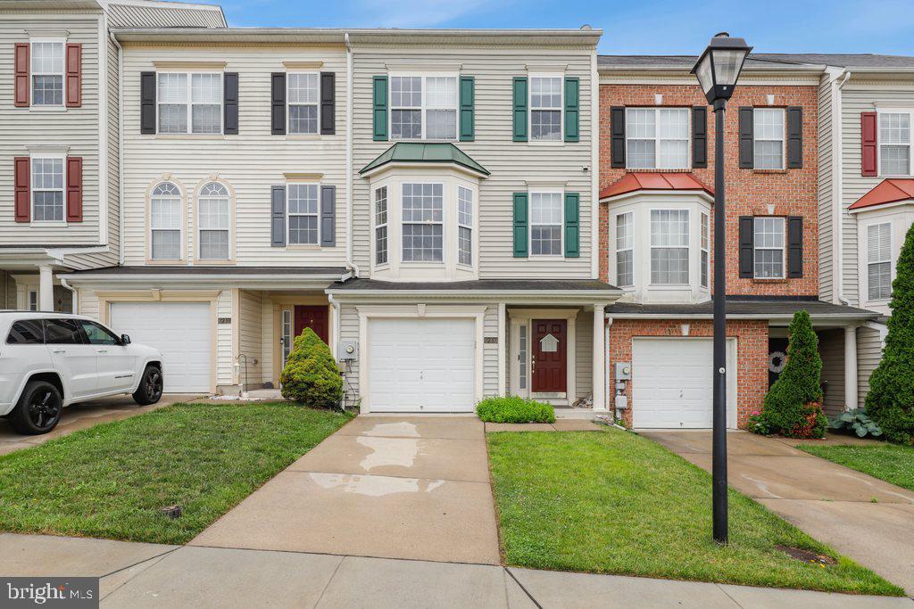 WESTVIEW CORPORATE CENTER - Residential