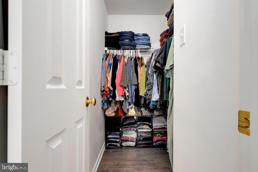 WESTVIEW CORPORATE CENTER - Residential