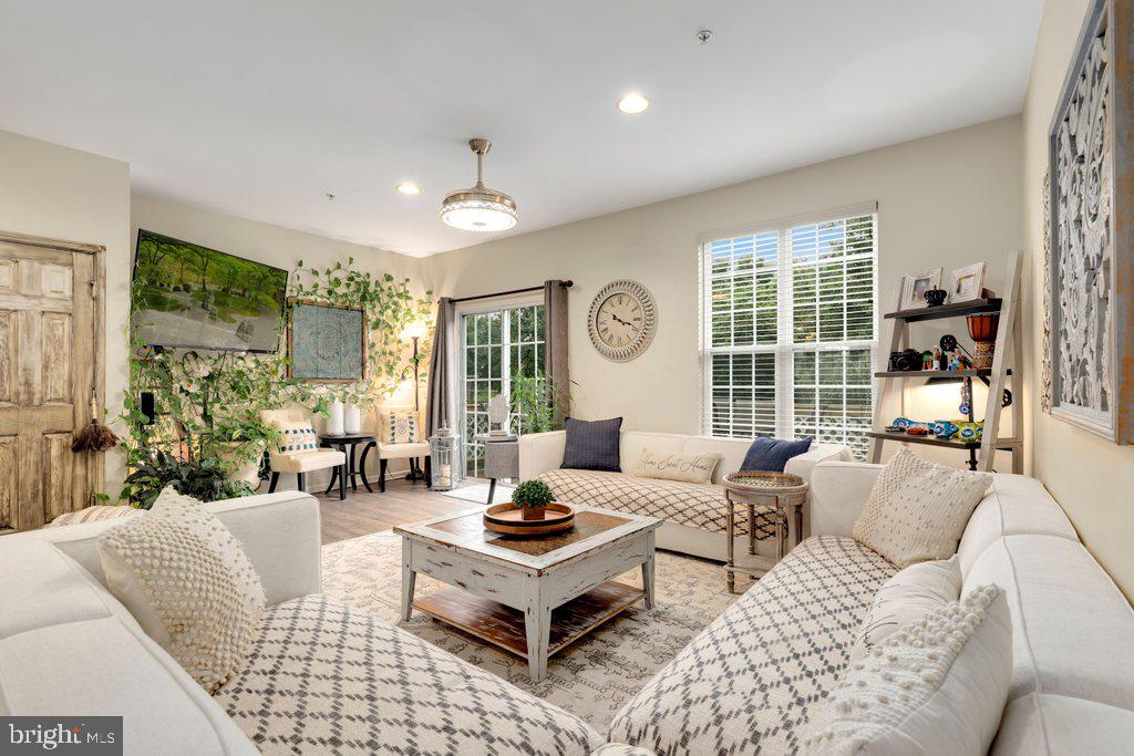 WESTVIEW CORPORATE CENTER - Residential