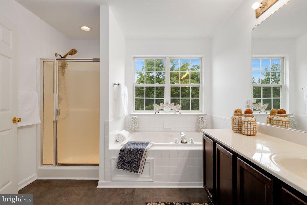 WESTVIEW CORPORATE CENTER - Residential