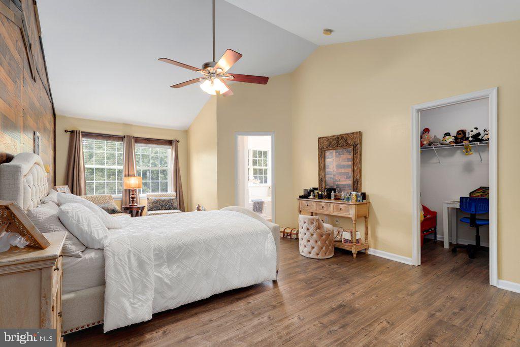 WESTVIEW CORPORATE CENTER - Residential