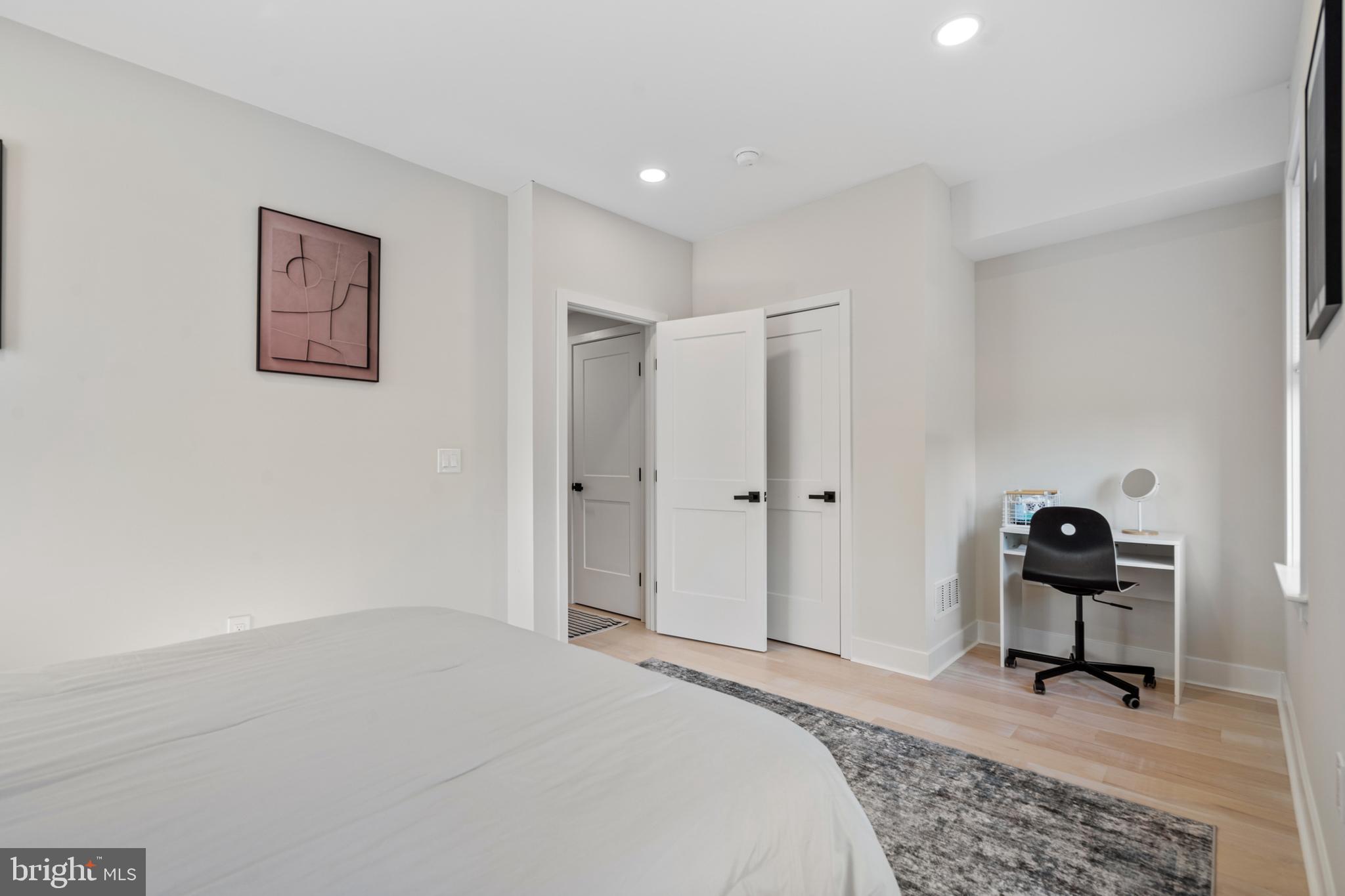 NEWTOWN ESTATES - Residential