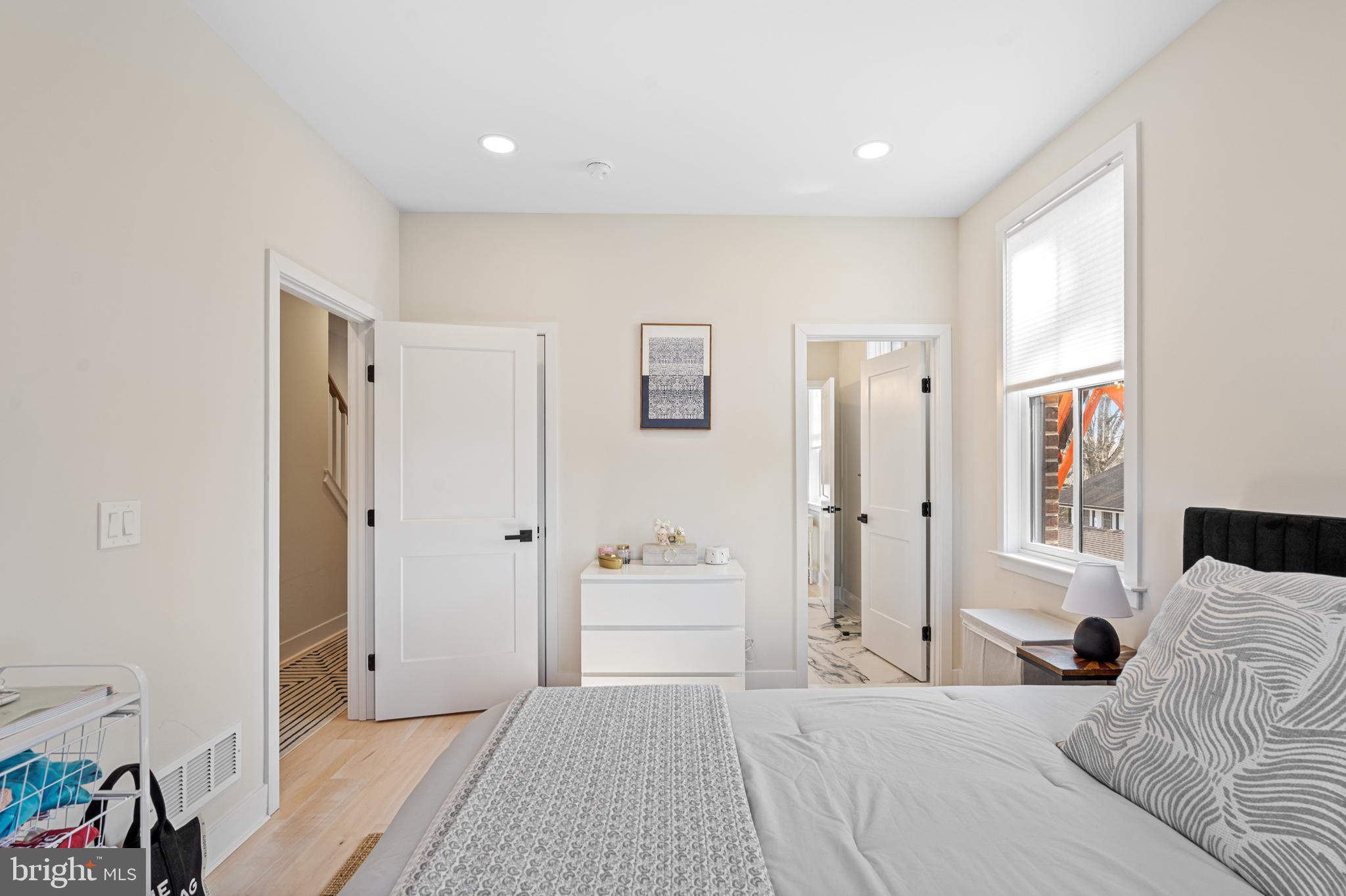 NEWTOWN ESTATES - Residential