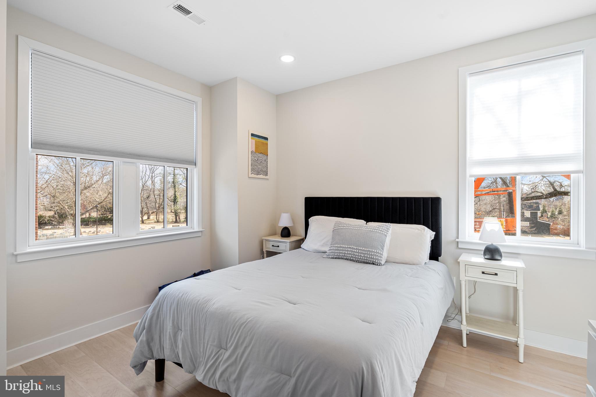 NEWTOWN ESTATES - Residential