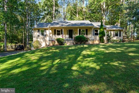 13 CARTER LANE STAFFORD VA 22556