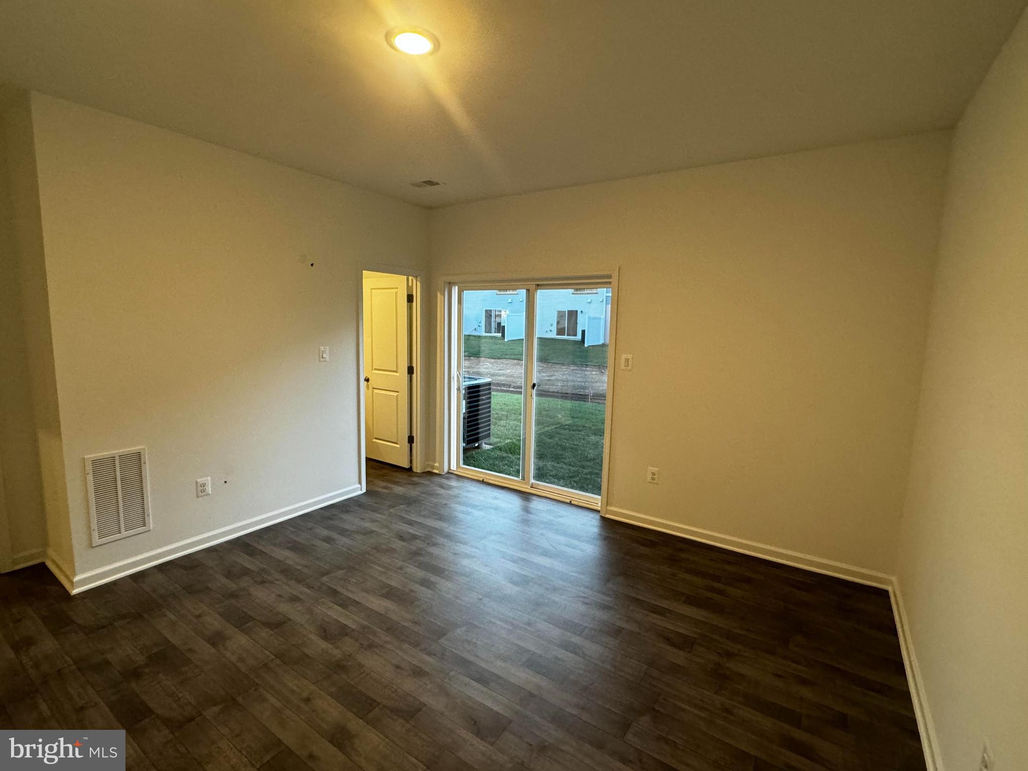 LIBERTY RUN - Residential Lease