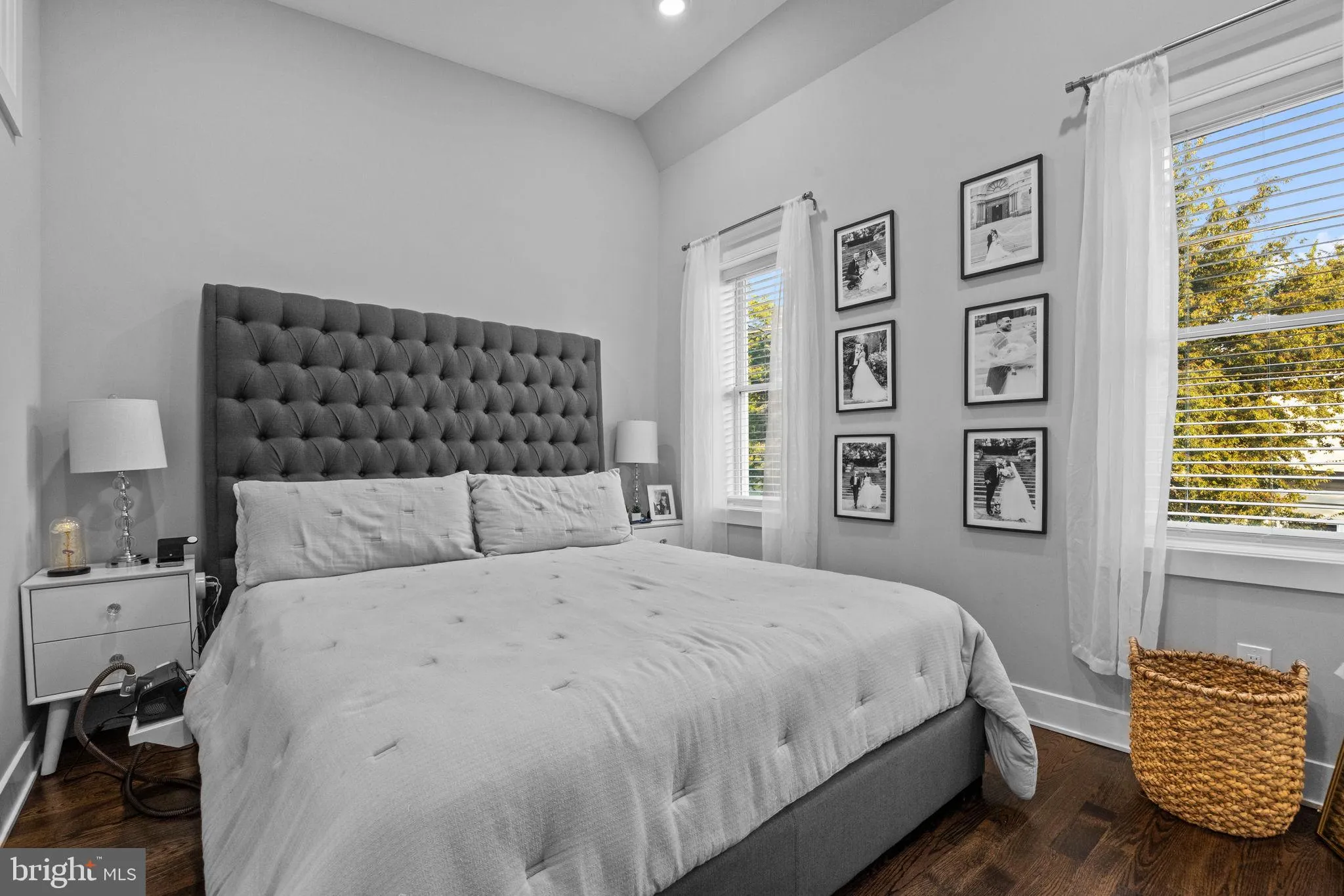 Philadelphia, Pennsylvania 19128, United States, 3 Bedrooms Bedrooms, ,3 BathroomsBathrooms,Residential,Pending,213579