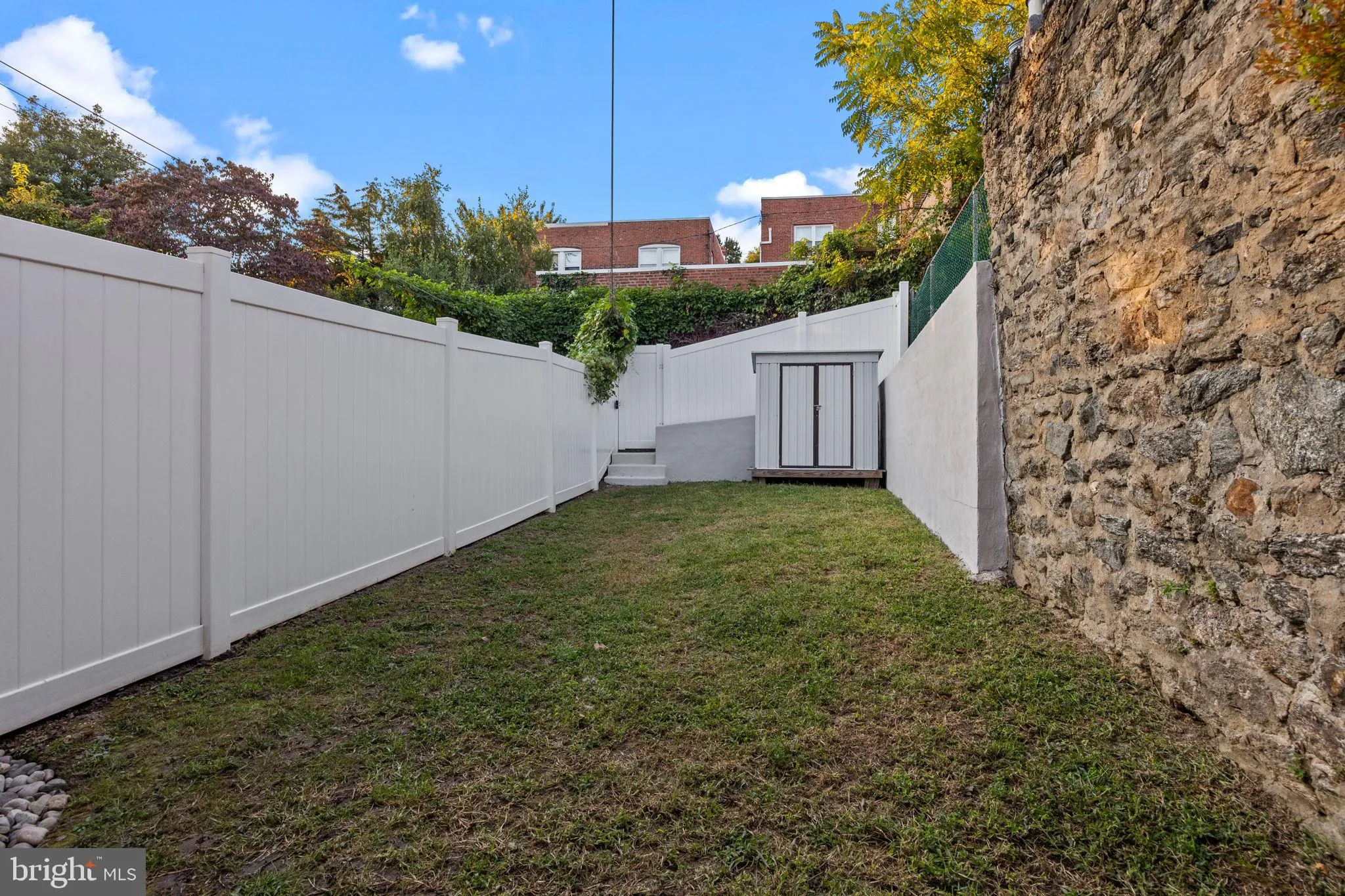 Philadelphia, Pennsylvania 19128, United States, 3 Bedrooms Bedrooms, ,3 BathroomsBathrooms,Residential,Pending,213579