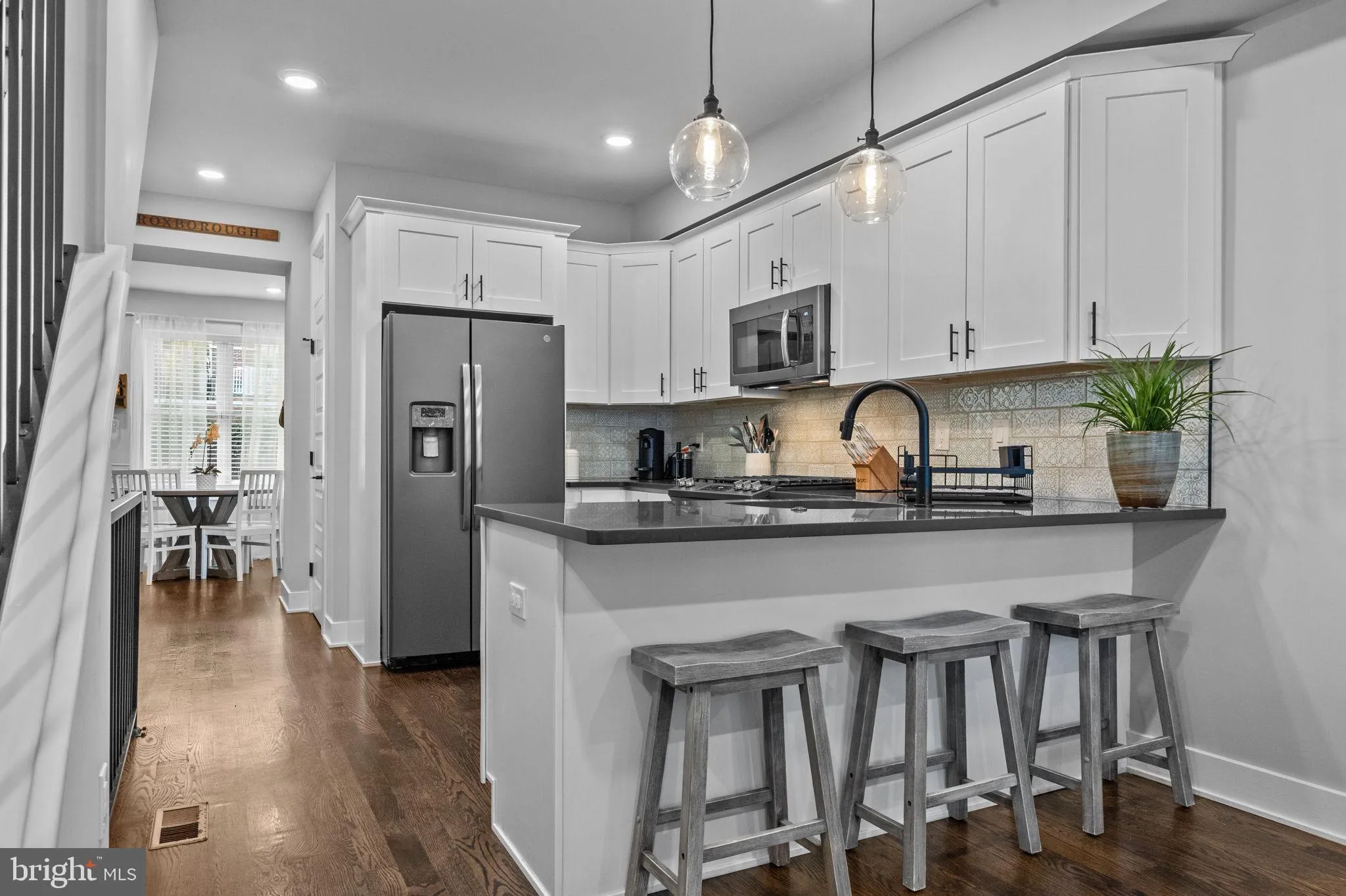 Philadelphia, Pennsylvania 19128, United States, 3 Bedrooms Bedrooms, ,3 BathroomsBathrooms,Residential,Pending,213579