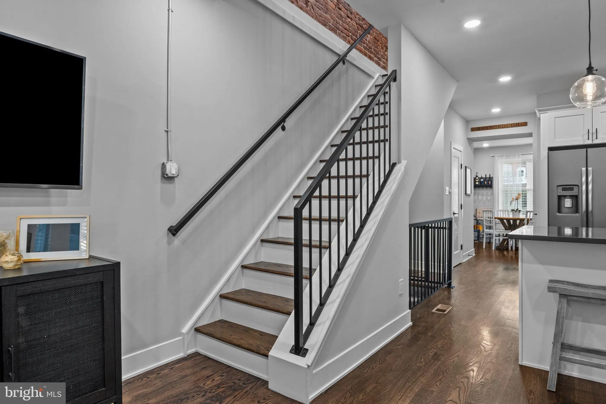 Philadelphia, Pennsylvania 19128, United States, 3 Bedrooms Bedrooms, ,3 BathroomsBathrooms,Residential,Pending,213579