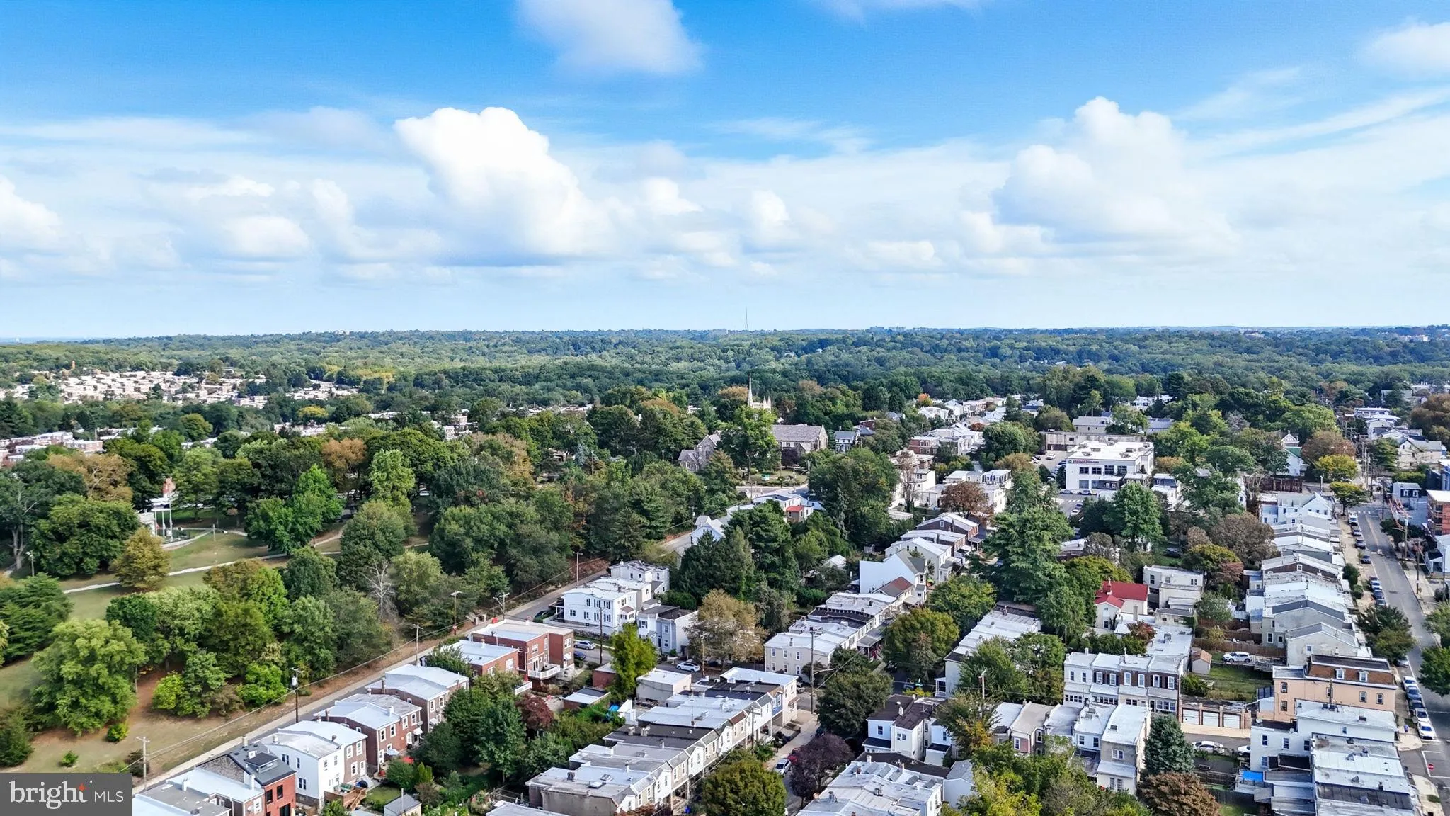 Philadelphia, Pennsylvania 19128, United States, 3 Bedrooms Bedrooms, ,3 BathroomsBathrooms,Residential,Pending,213579