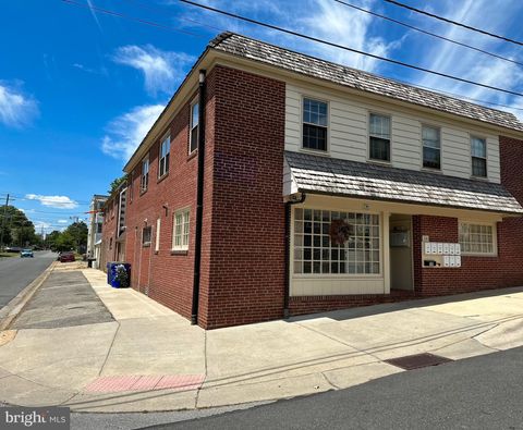 Photo of 14 E 40th Street, WILMINGTON, DE 19802 (MLS # DENC2079796)