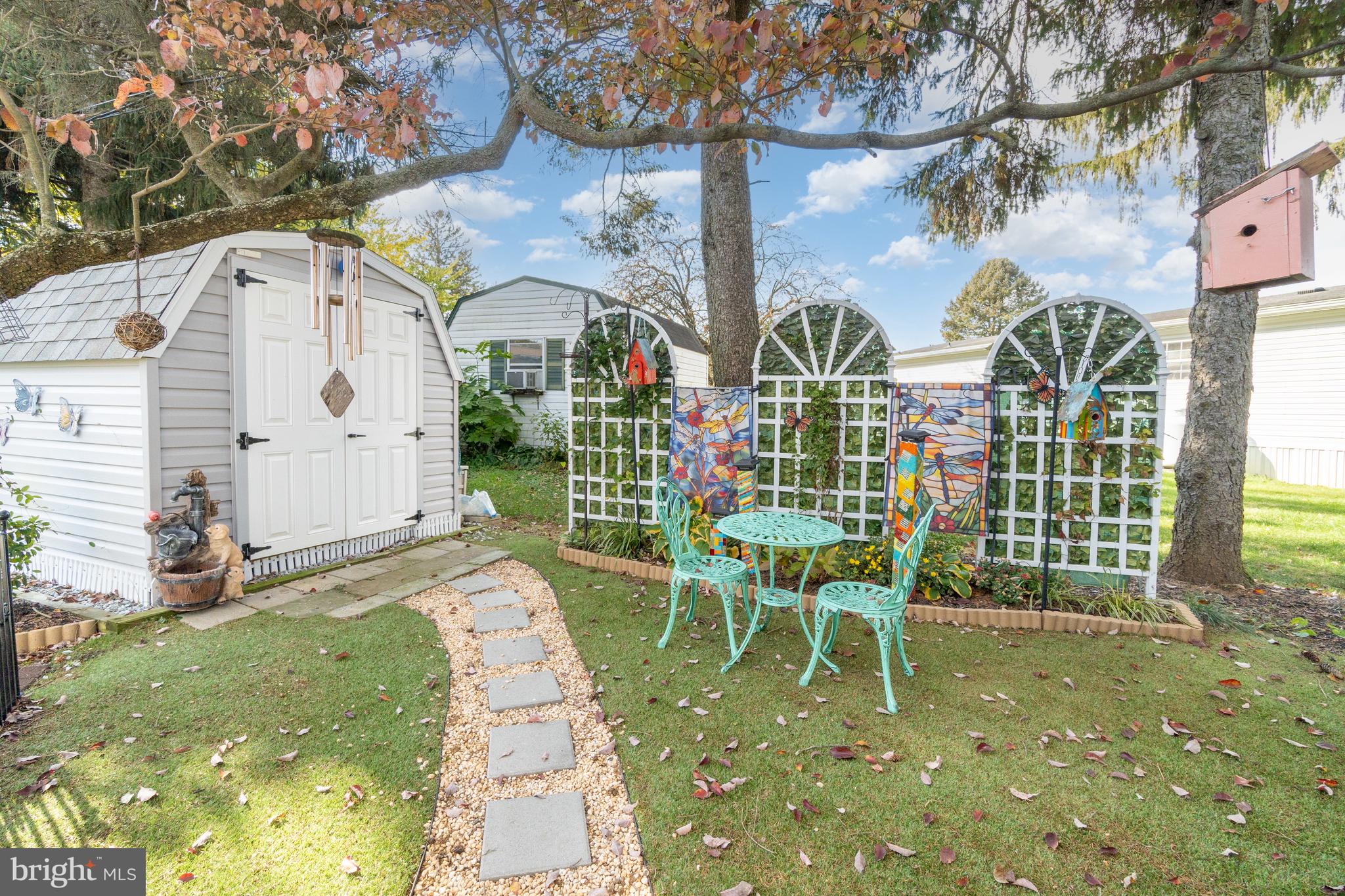 LEACOCK TWP - Residential