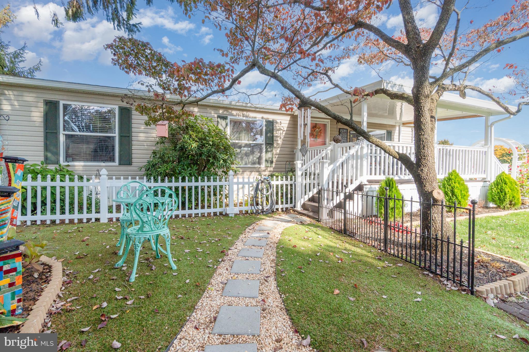 LEACOCK TWP - Residential