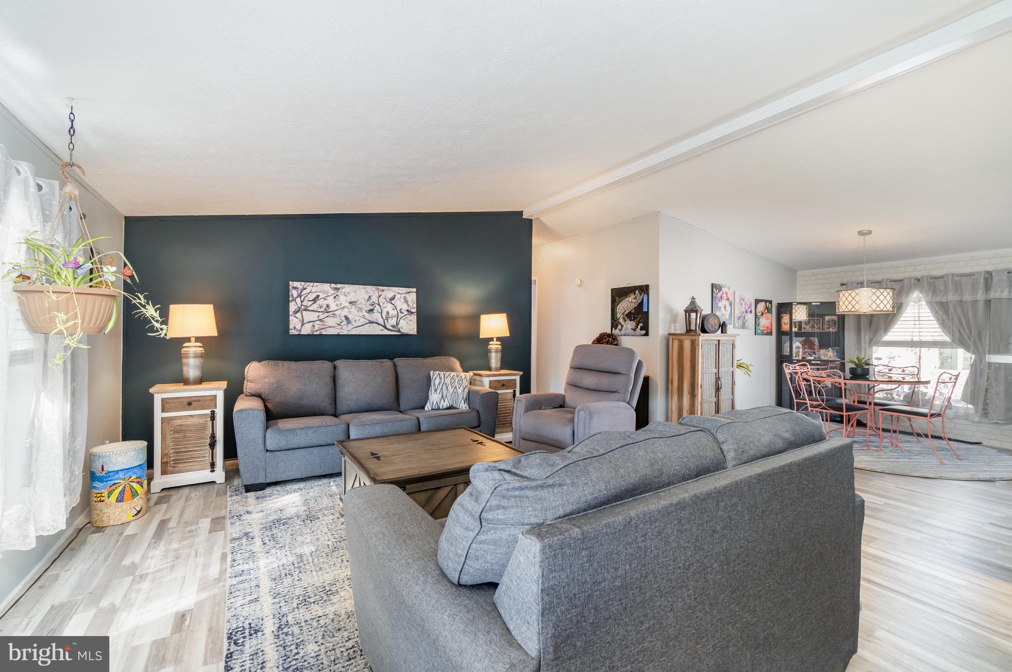 LEACOCK TWP - Residential