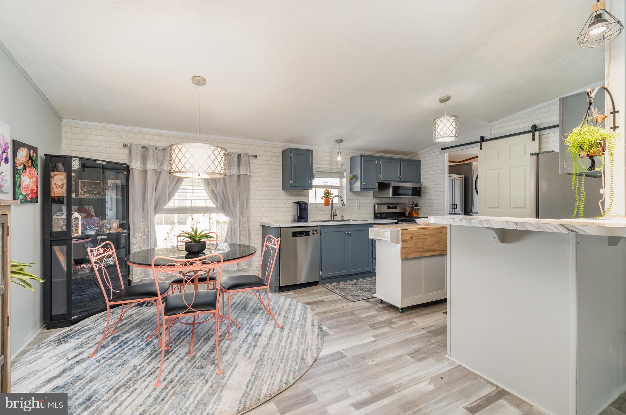 LEACOCK TWP - Residential