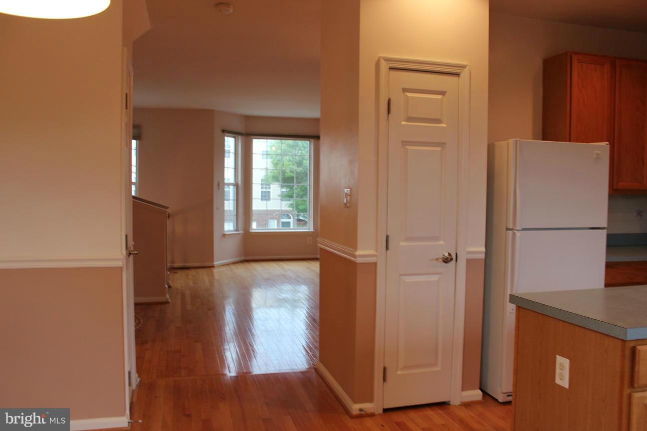 LEE OVERLOOK - Residential Lease