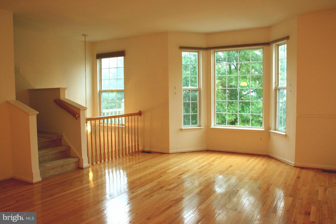 LEE OVERLOOK - Residential Lease