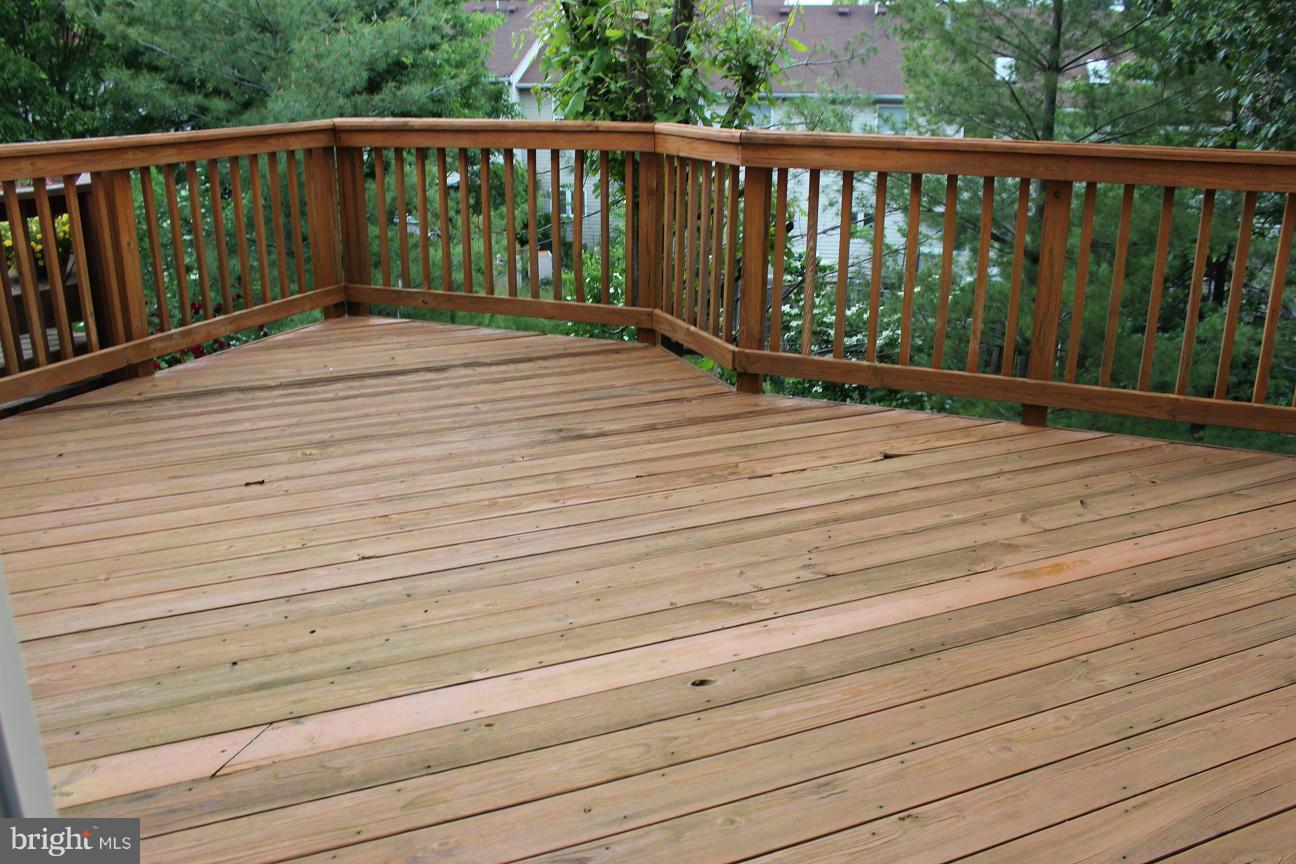 LEE OVERLOOK - Residential Lease