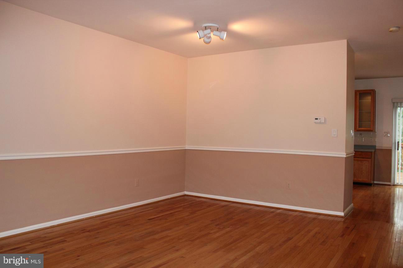 LEE OVERLOOK - Residential Lease