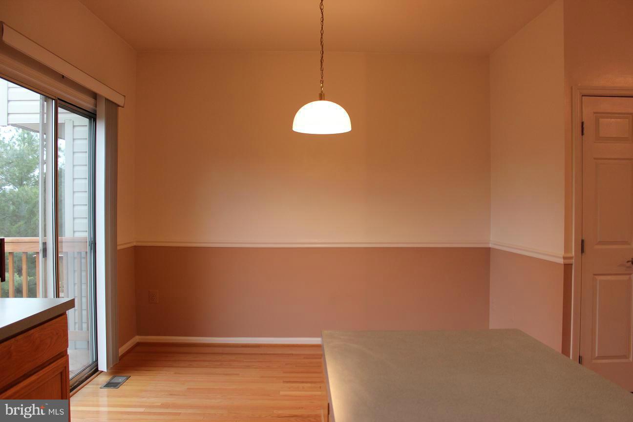 LEE OVERLOOK - Residential Lease