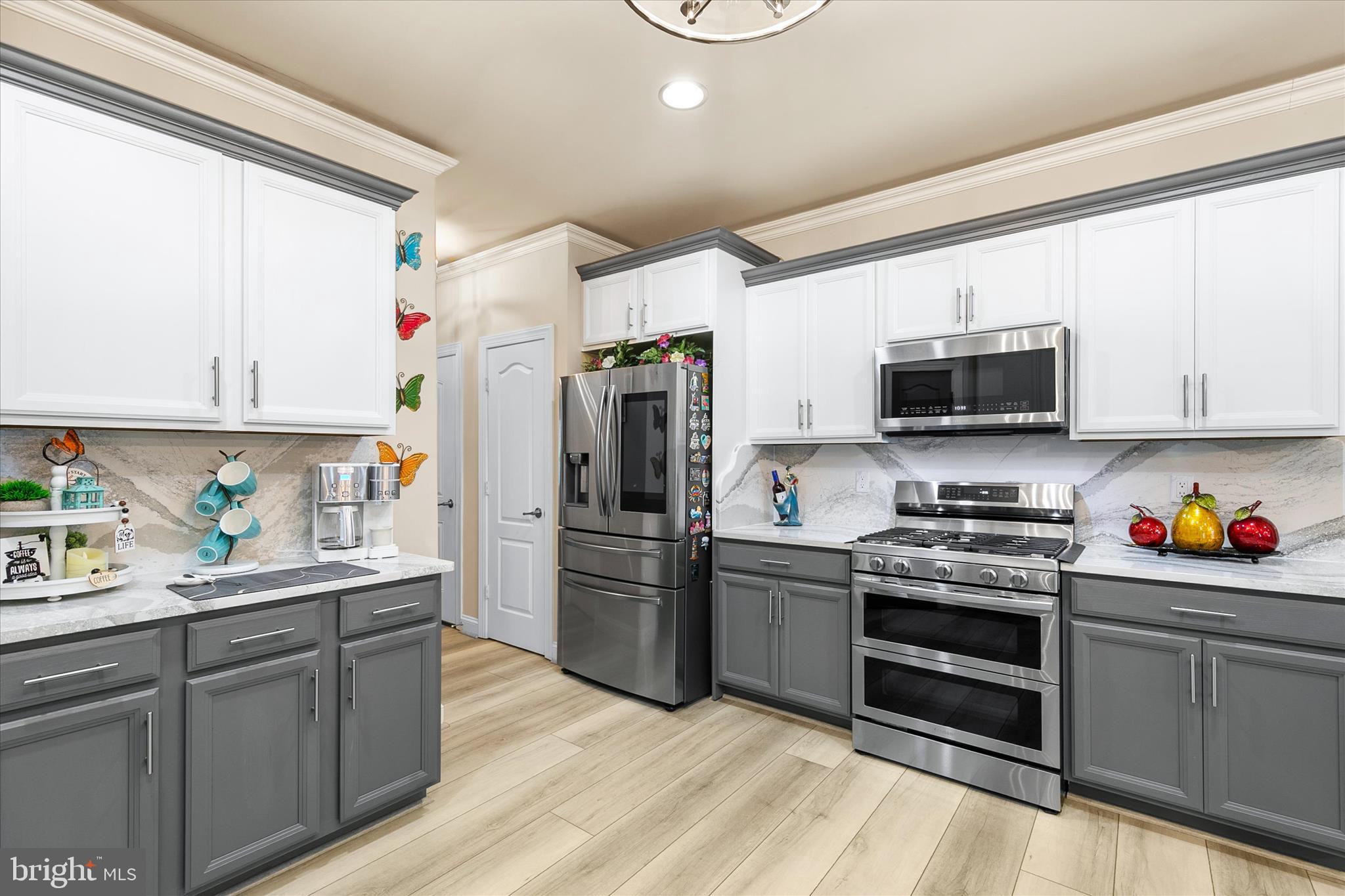 CINDERBERRY ESTATES - Residential