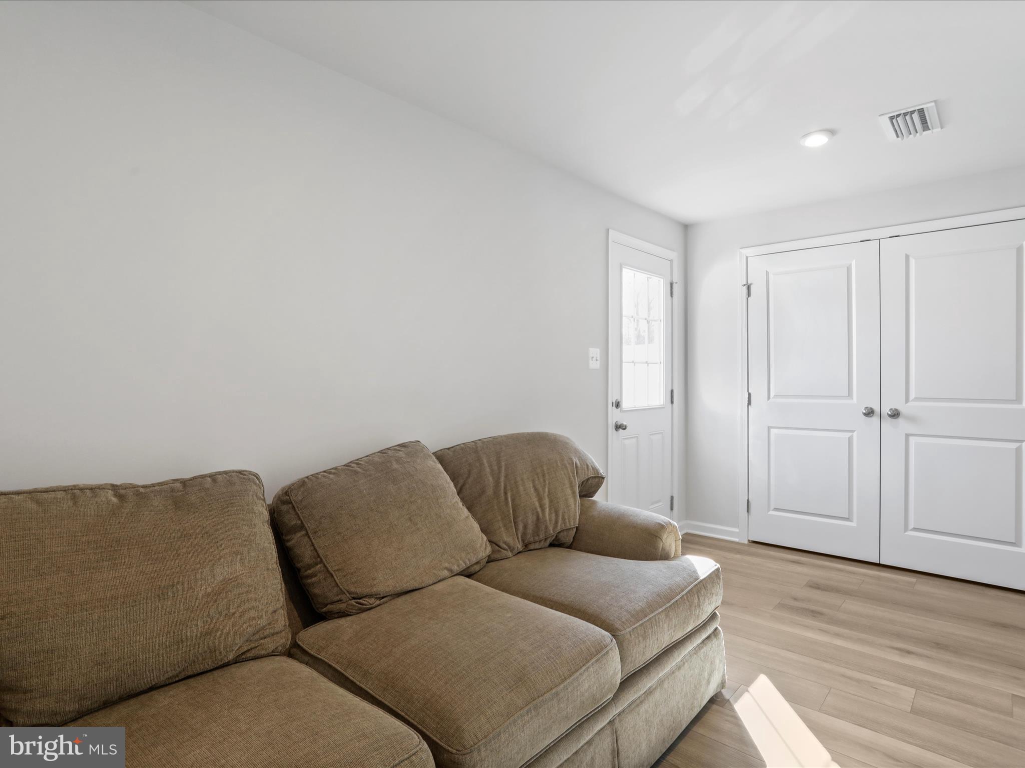 SOUTH BROOK - Residential