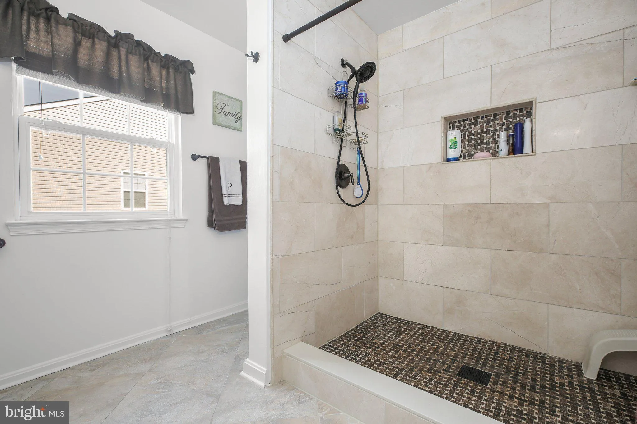 Fredericksburg, Virginia 22406, United States, 5 Bedrooms Bedrooms, ,4 BathroomsBathrooms,Residential,Active,150933