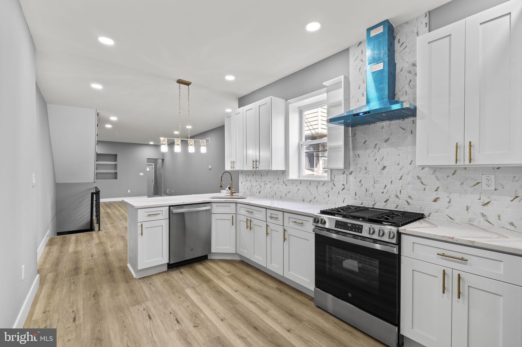 WEST PHILADELPHIA - Residential