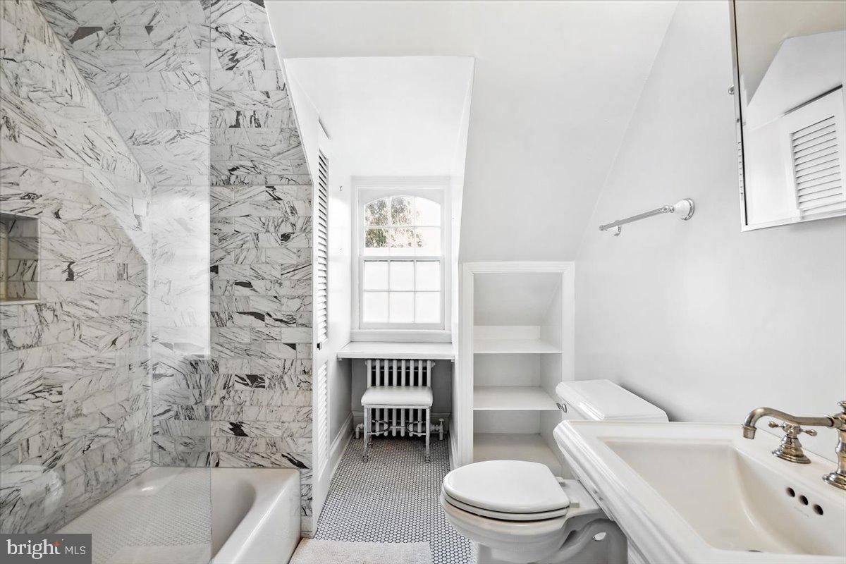 CHEVY CHASE - Residential