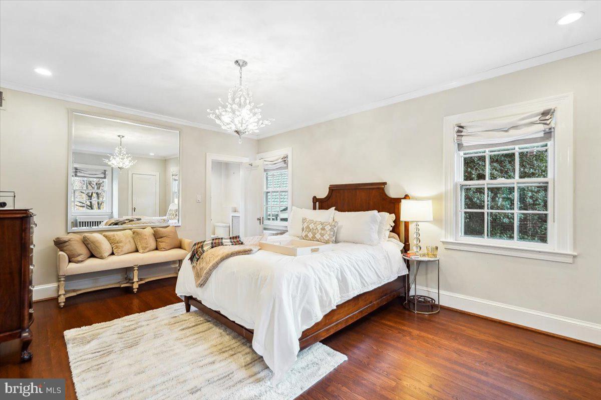 CHEVY CHASE - Residential