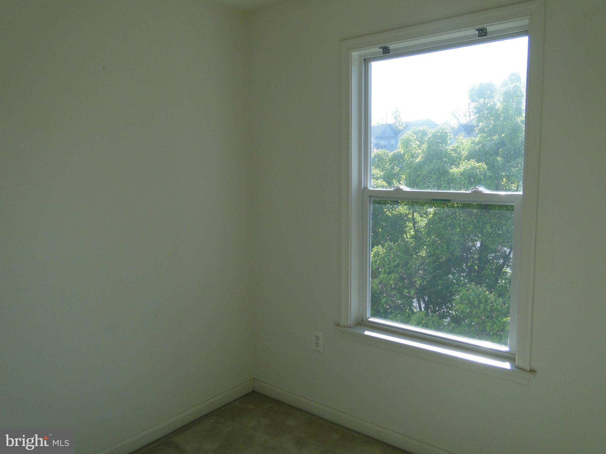 BAYVIEW HILLS - Residential Lease