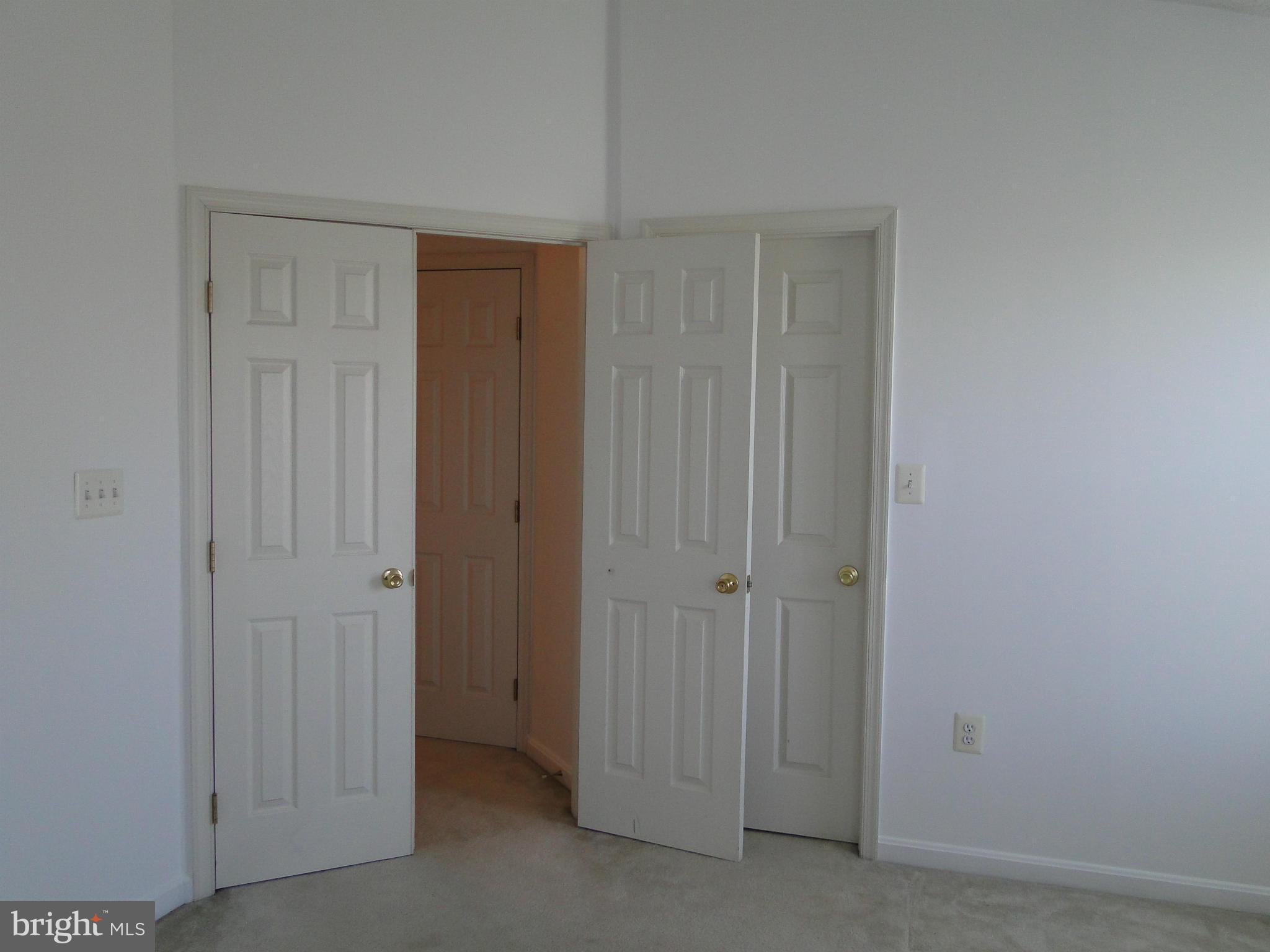 BAYVIEW HILLS - Residential Lease