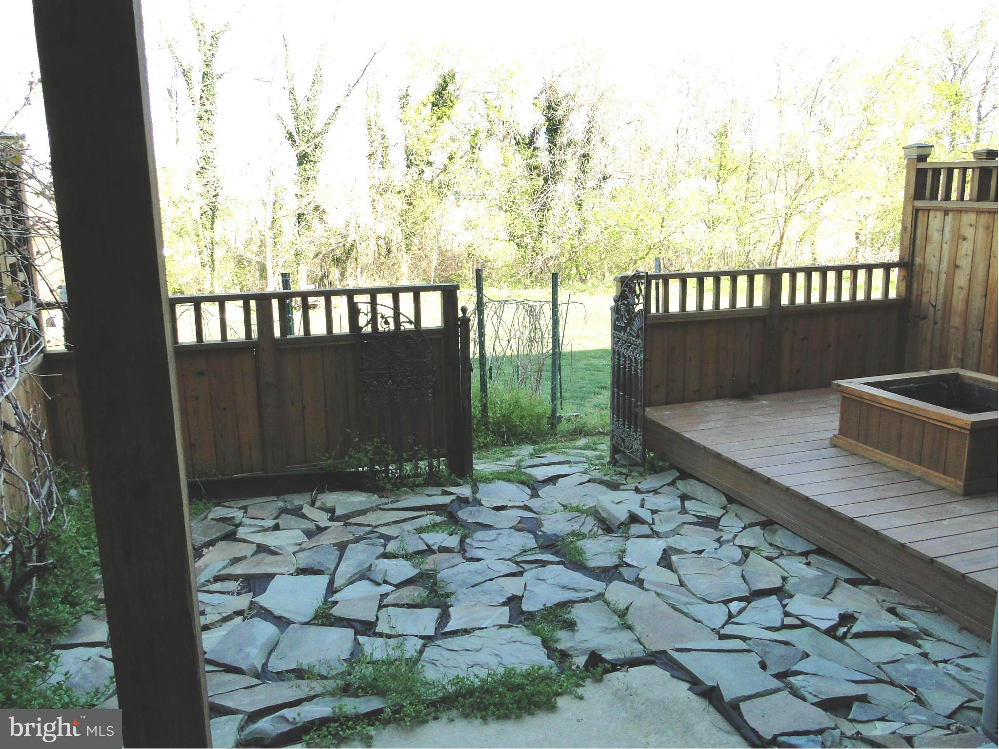 BAYVIEW HILLS - Residential Lease