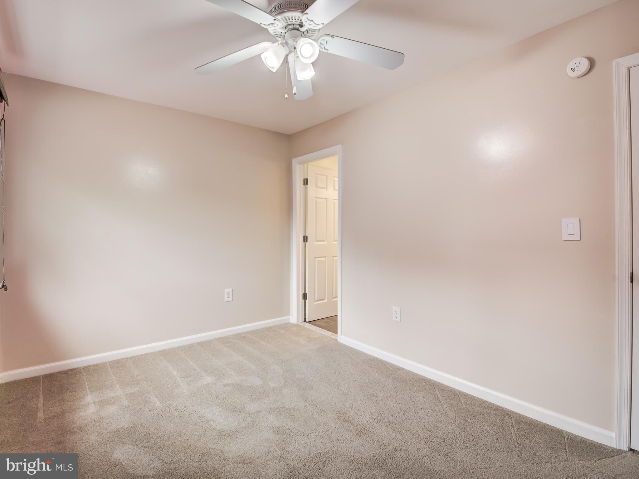 PINEWOOD GREENS - Residential Lease