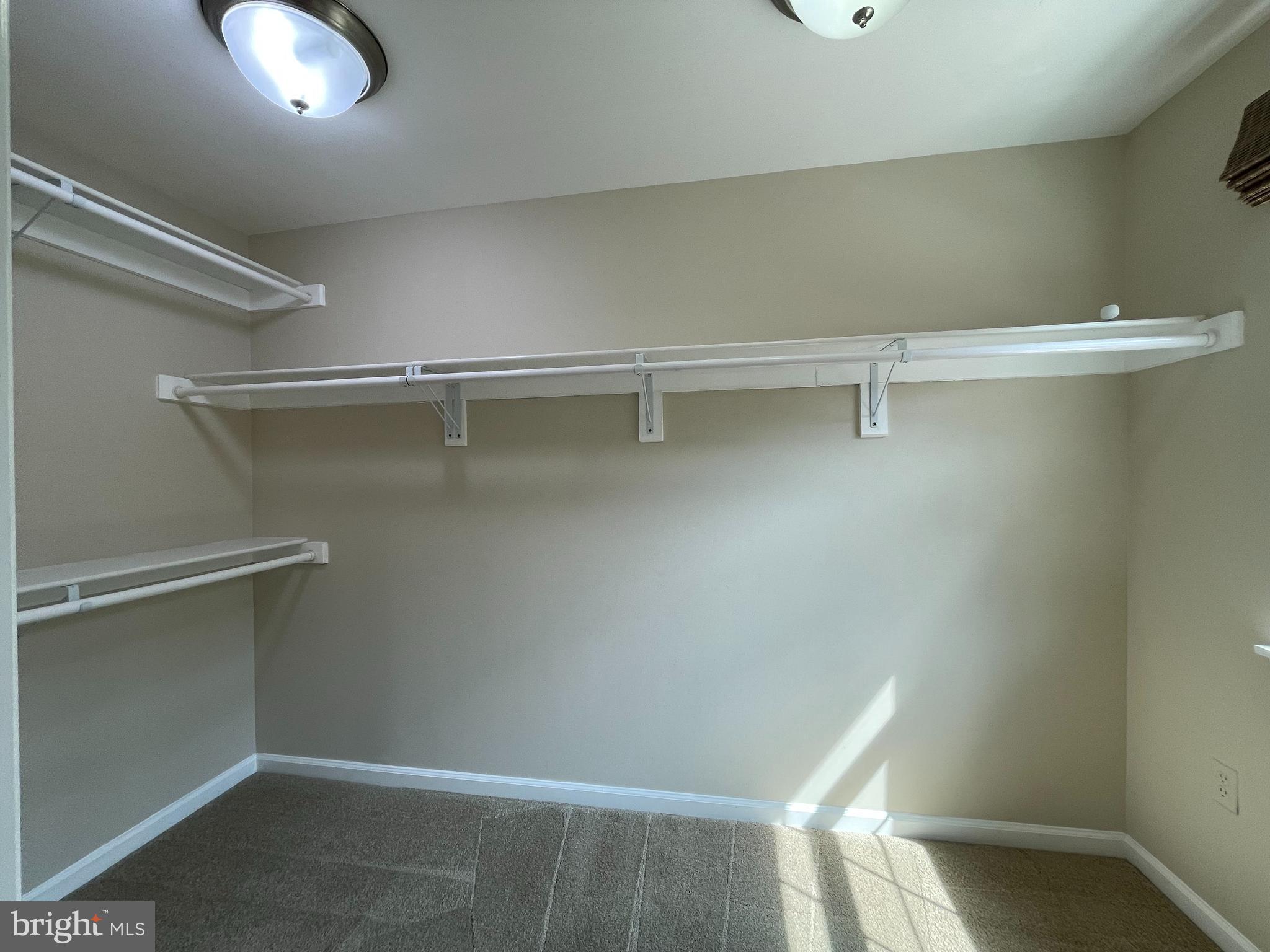 PINEWOOD GREENS - Residential Lease