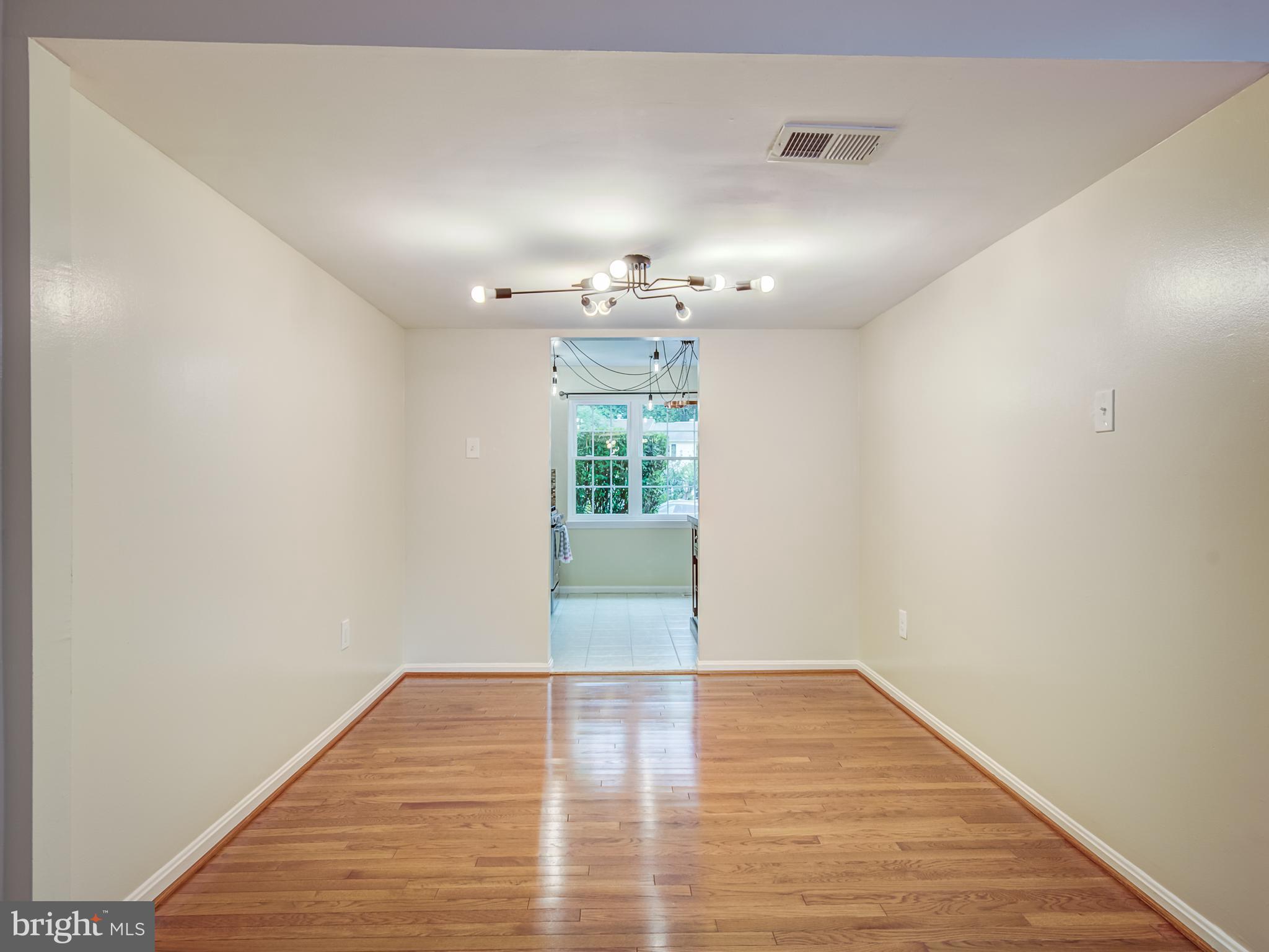 PINEWOOD GREENS - Residential Lease