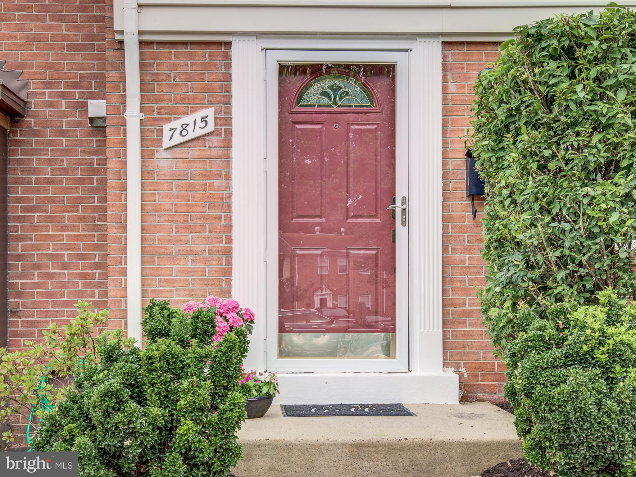 PINEWOOD GREENS - Residential Lease