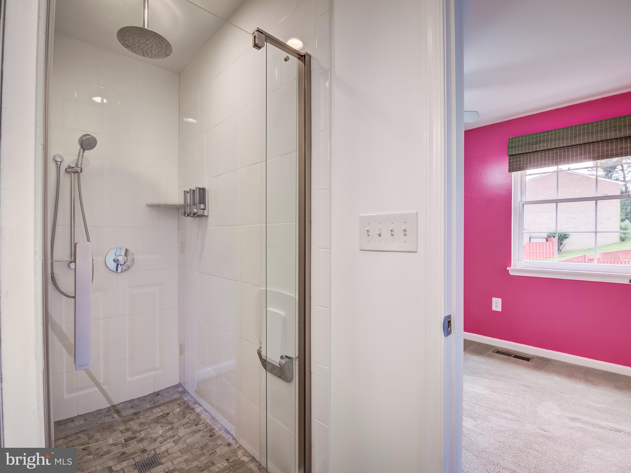 PINEWOOD GREENS - Residential Lease