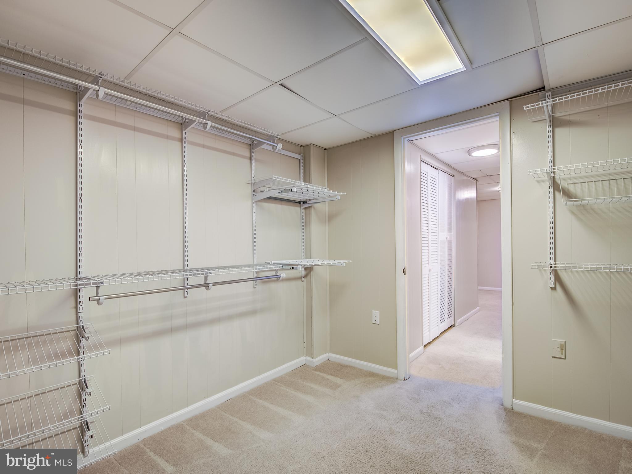 PINEWOOD GREENS - Residential Lease