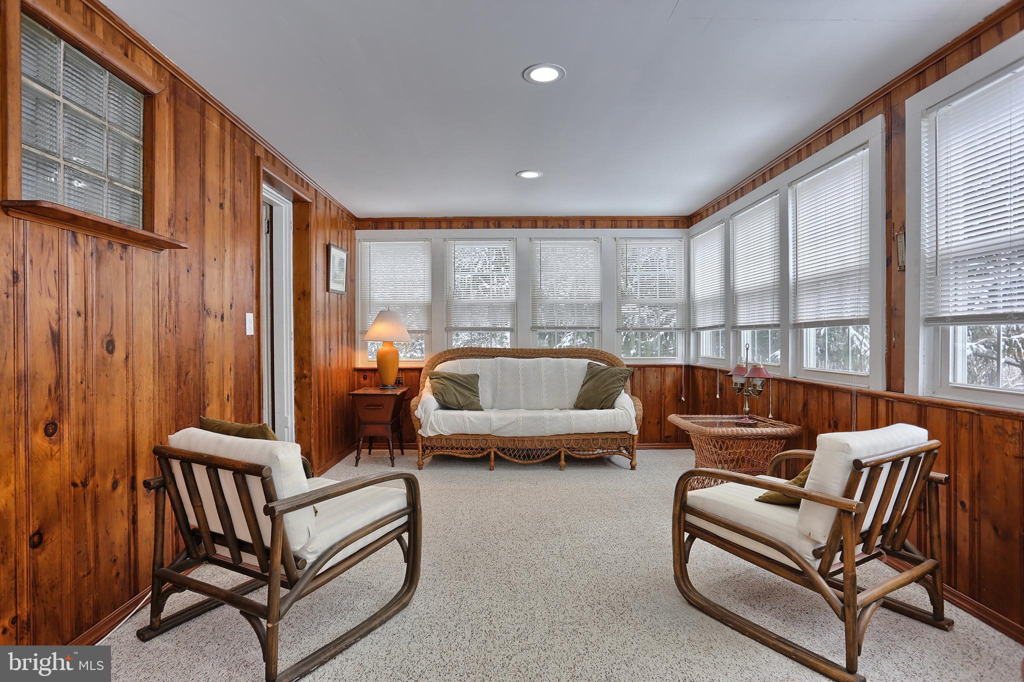 LAWNTON - Residential