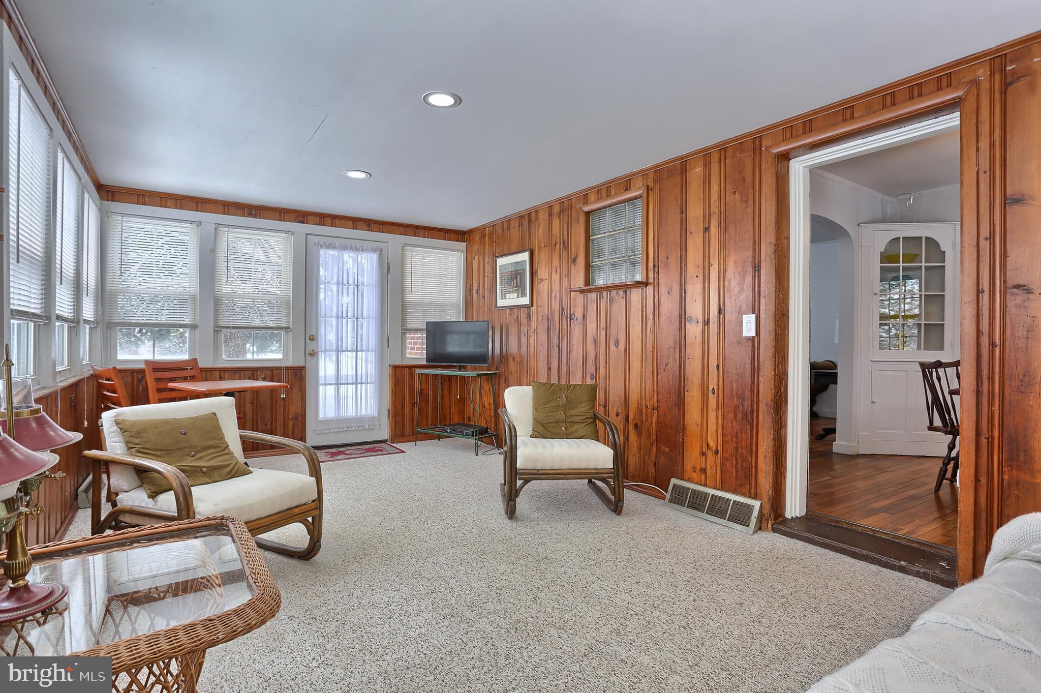 LAWNTON - Residential
