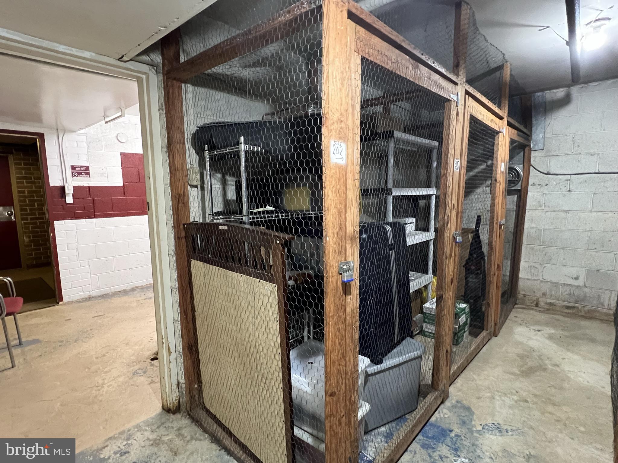 PARK SPRING - Residential Lease