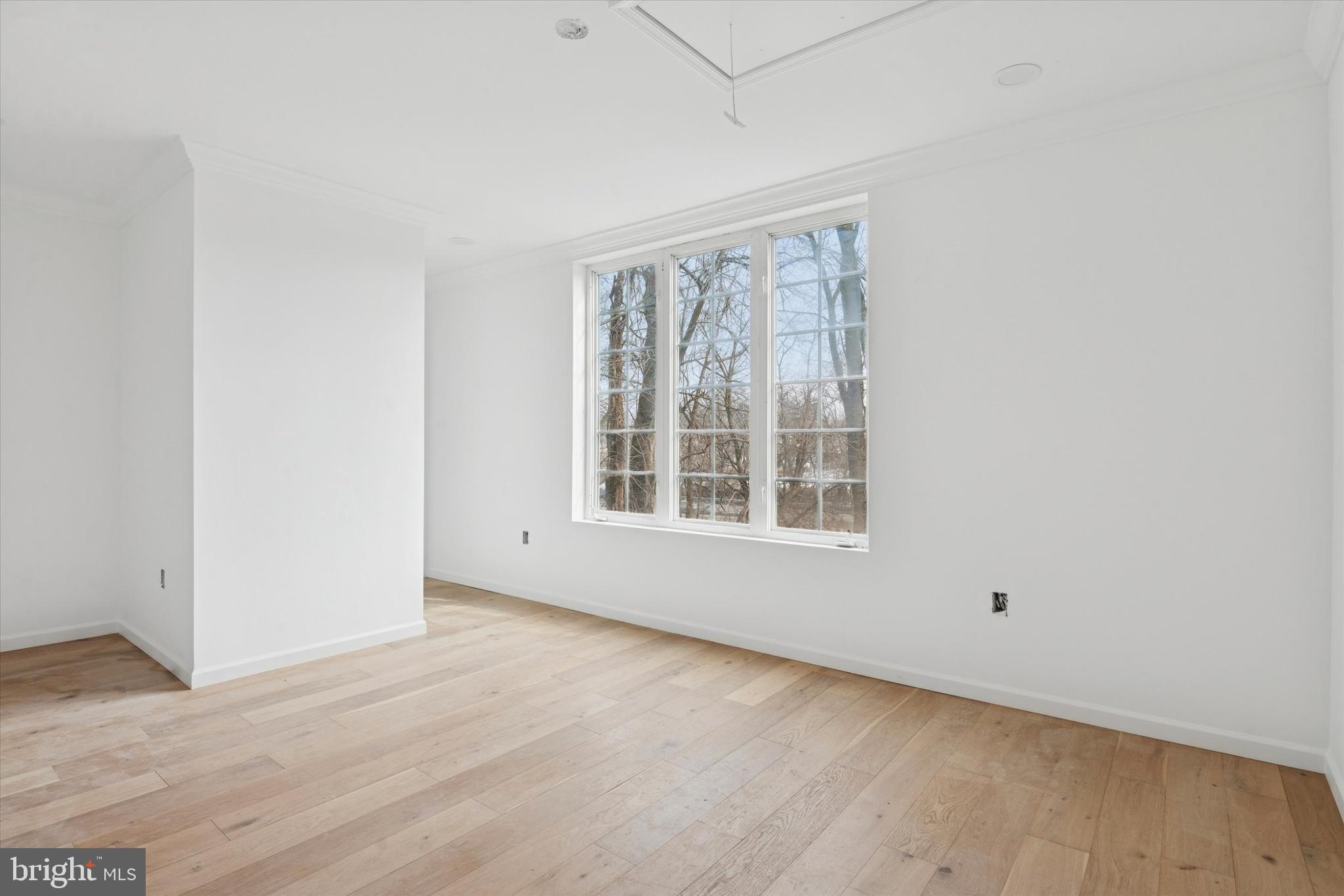 LINWOOD - Residential